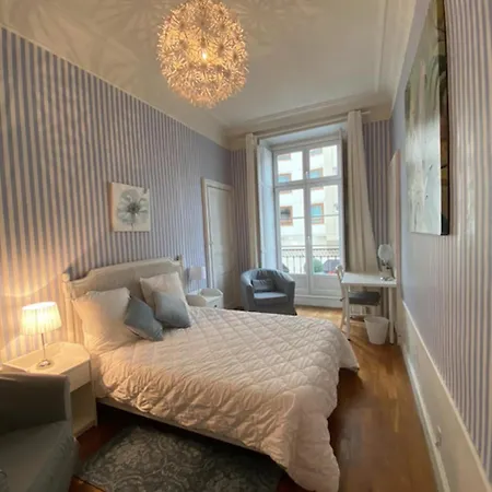 With Balcony In The Heart Of Nantes! Apartment *