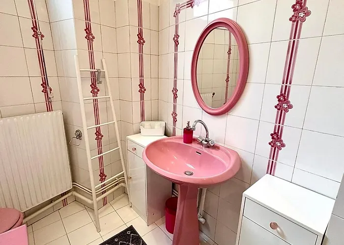 With Balcony In The Heart Of Nantes! Apartment